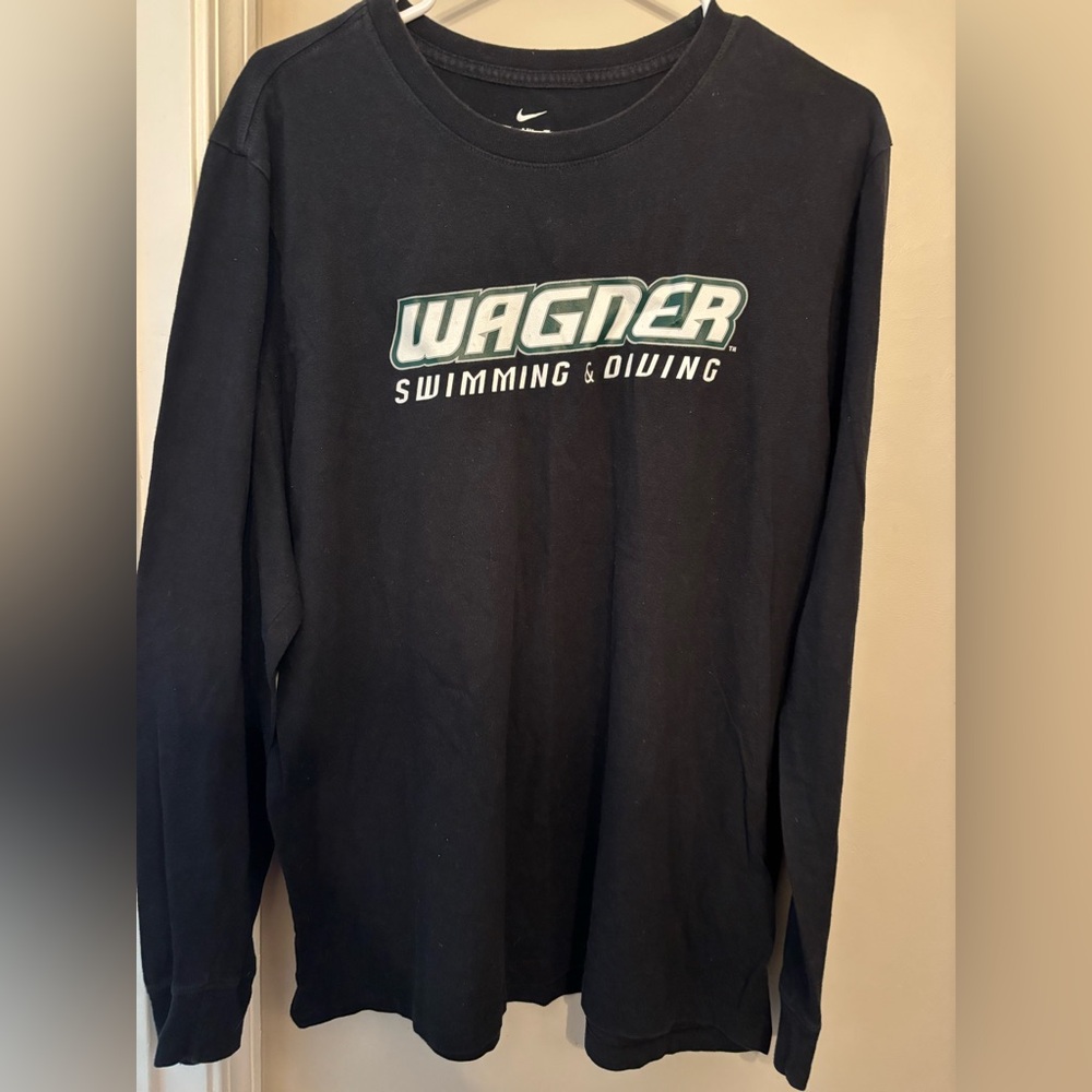 Long sleeved t shirt